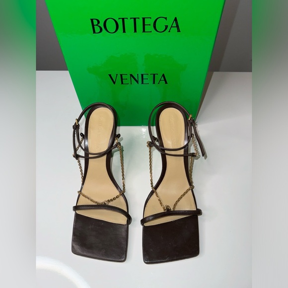 Bottega Veneta - 37 US - Strech Chain Sandals - Brown with Golden Chain - Picture 8 of 17